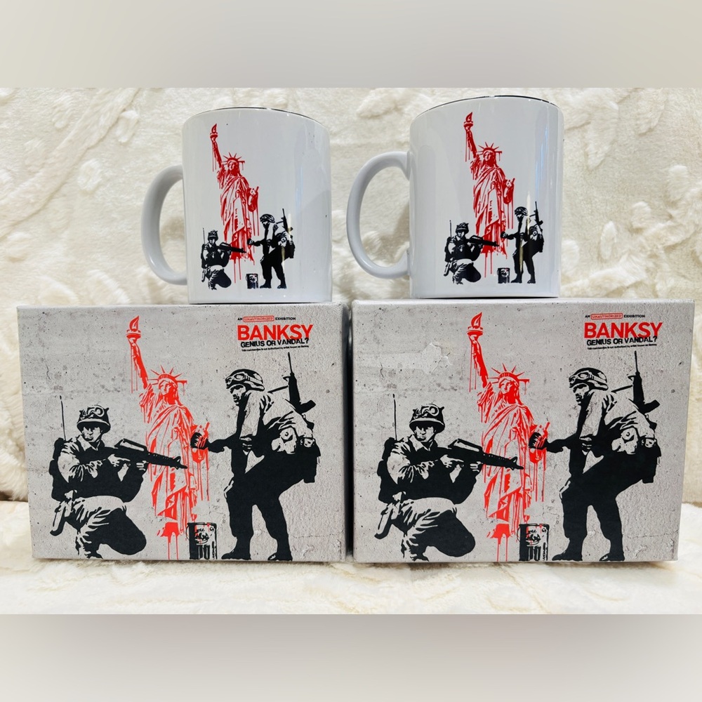 Banksy Fans! 'Unauthorized Exhibition: Genius or Vandal?' Mug - Picture 5 of 11